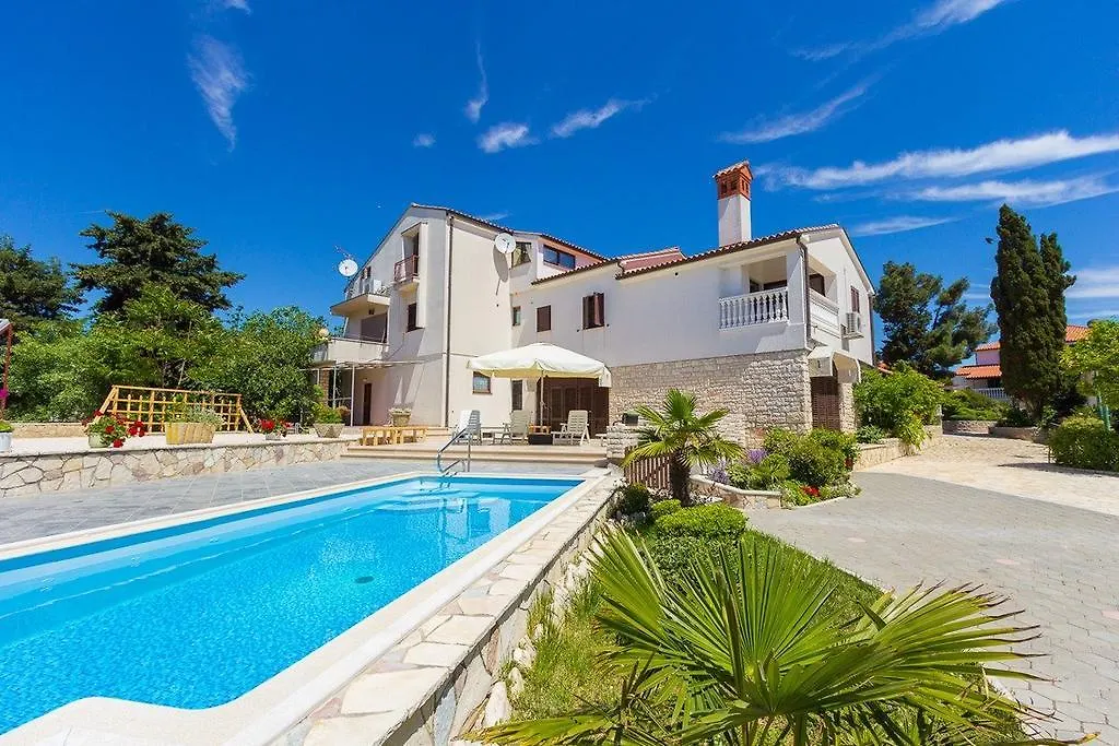 Apartments Zdravko Medulin Croatia