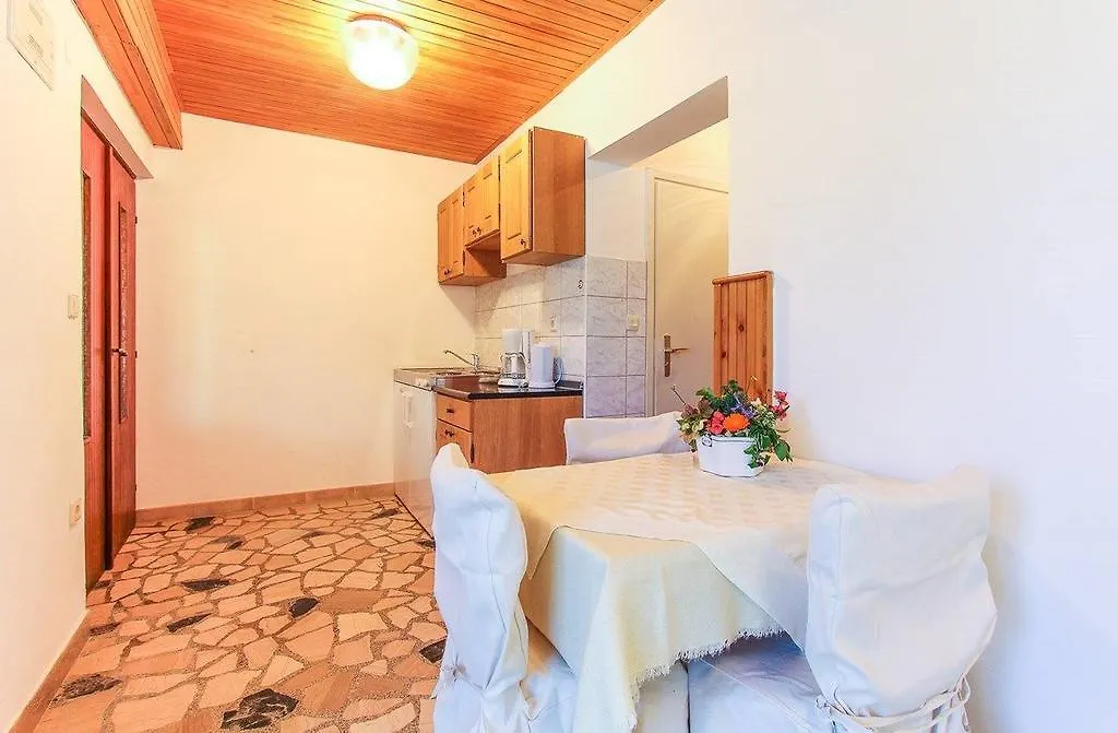 Apartments Zdravko Medulin 0*,  Croatia