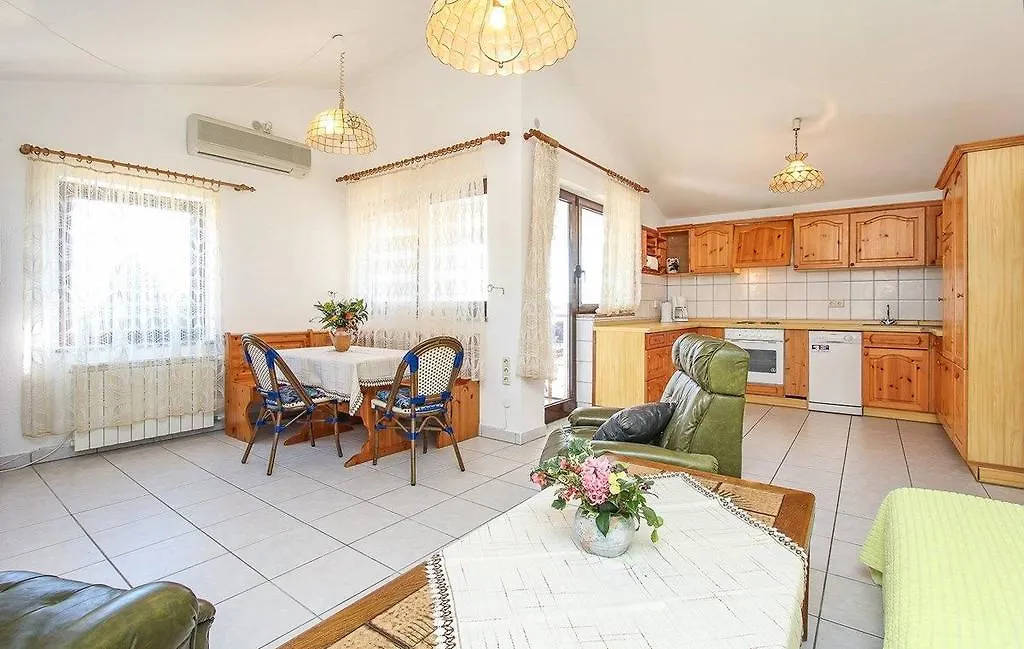 Apartments Zdravko Medulin 0*,